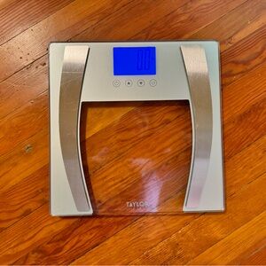 Taylor full body scale